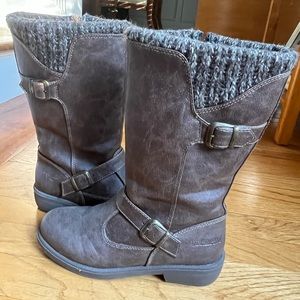 Weatherproof Brown Boots Women’s size 6